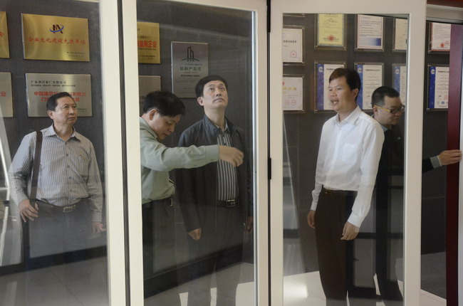 67381����-��Ϸ�ٷ���վ