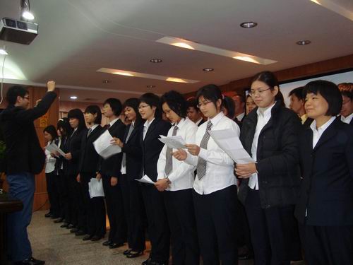 �~�׭��u�߷|�����m��