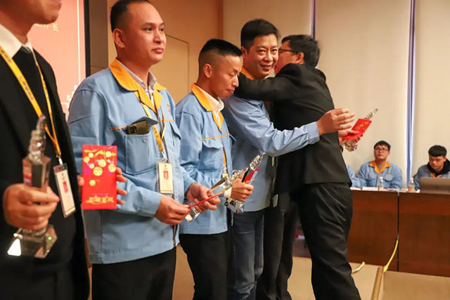 2021 ���QCCС���˶�Ч��һ�Ƚ�