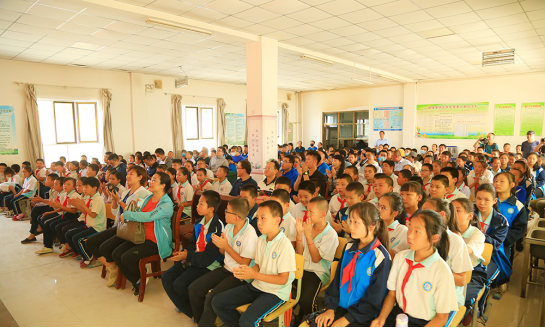 ������Ϸ���67381��ҵЯ���Ų���ѧԺ�����ػ���ѧ