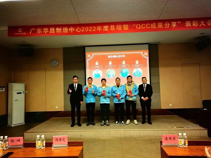 ����ݶ�ǰ����