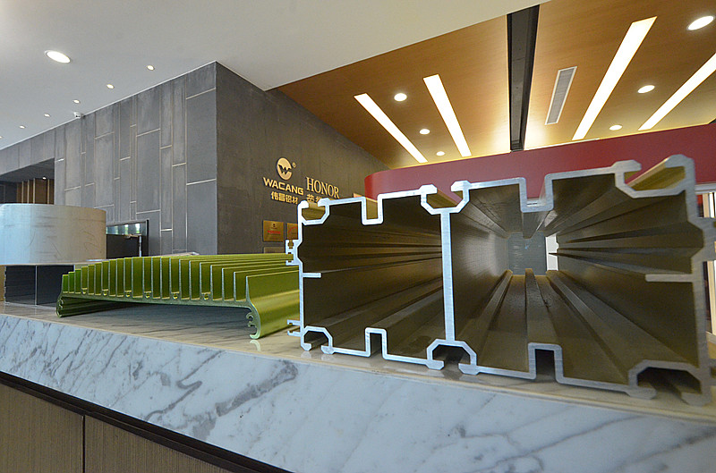 ʱ����ǰ�е�ŷ��Ʒ�ʹ�ҵ���Ͳĳ���