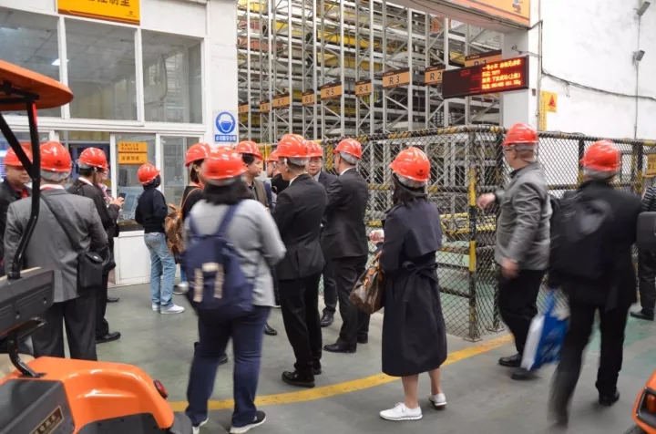 67381����-��Ϸ�ٷ���վ