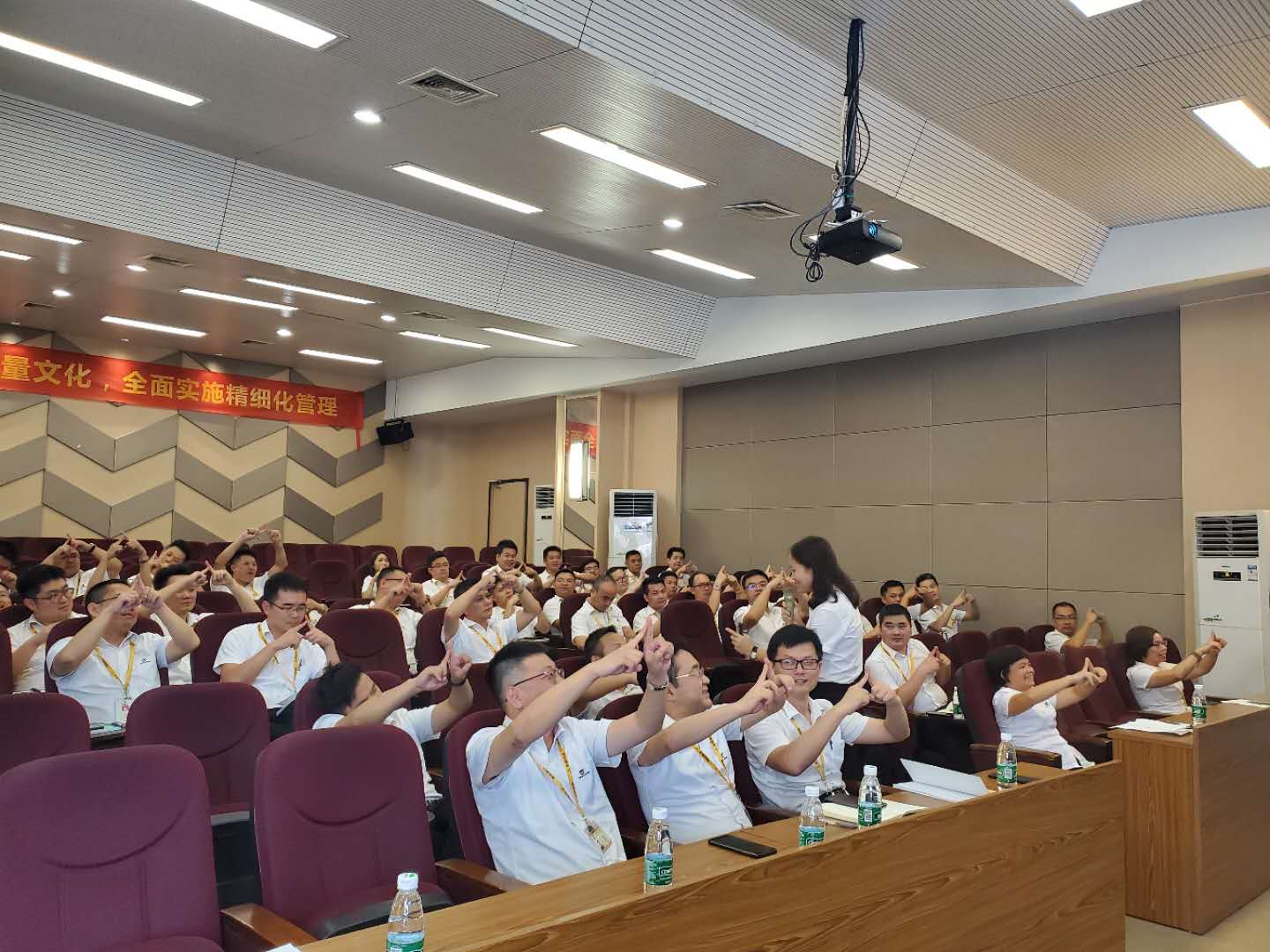 67381����-��Ϸ�ٷ���վ